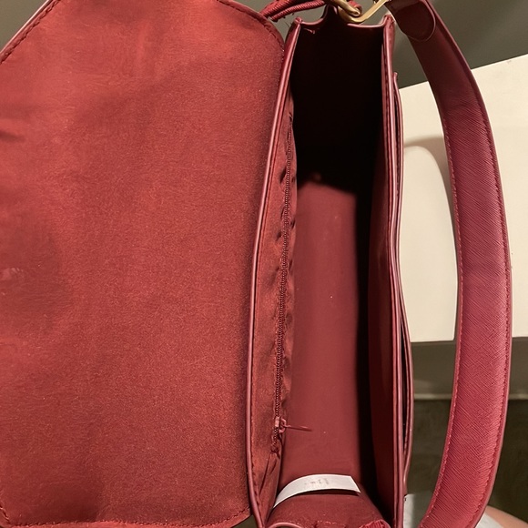 Burgundy Crossbody Bag - Picture 4 of 5
